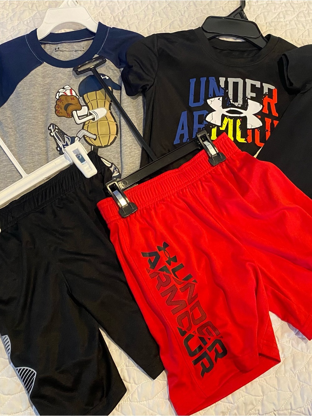 Under Armour Kids 4-Piece Athletic Set - Black, Red, Gray, Navy